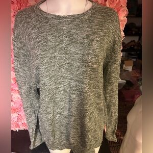 Jcrew Size XL Green and Cream Sweater